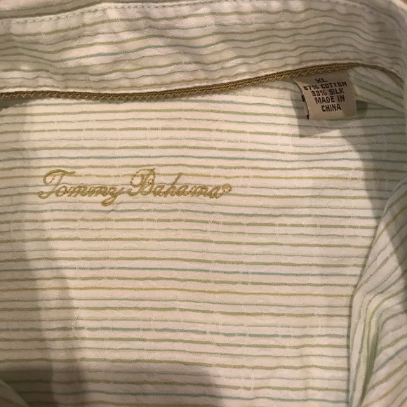 Men’s Tommy Bahama button down shirt - Picture 3 of 3